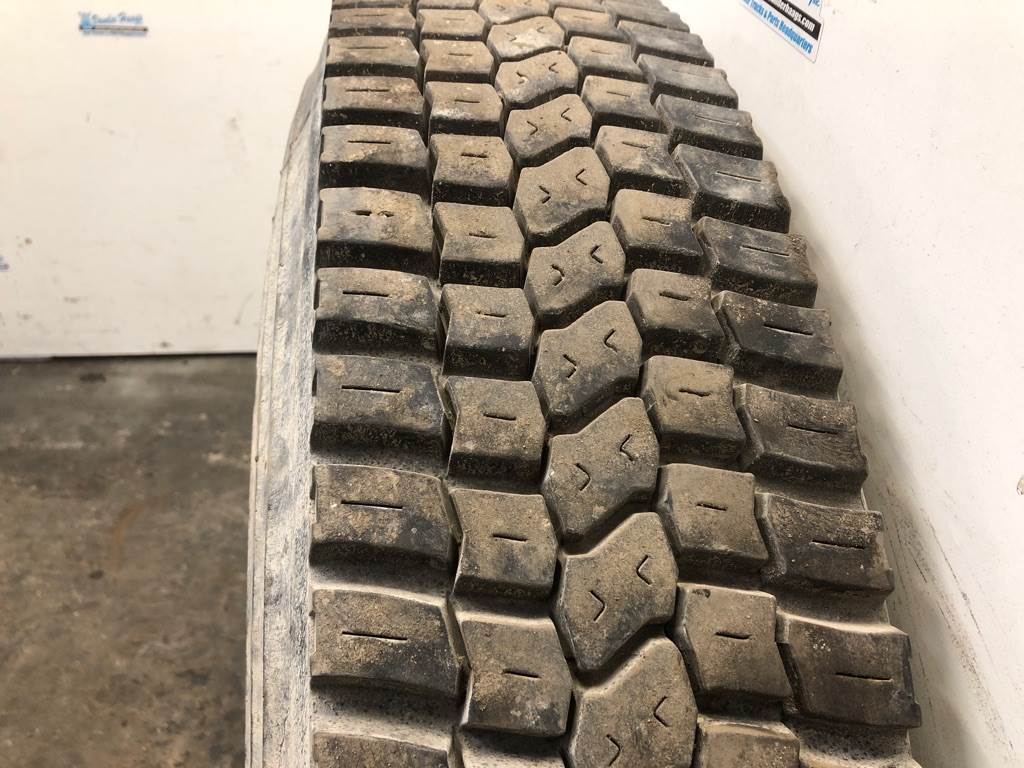 2014 Freightliner Cascadia Tire For Sale Council Bluffs, IA