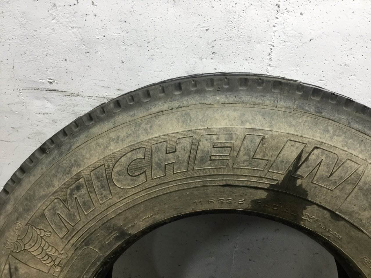 2002 International 4300 Tire For Sale Sioux Falls, SD 25226065