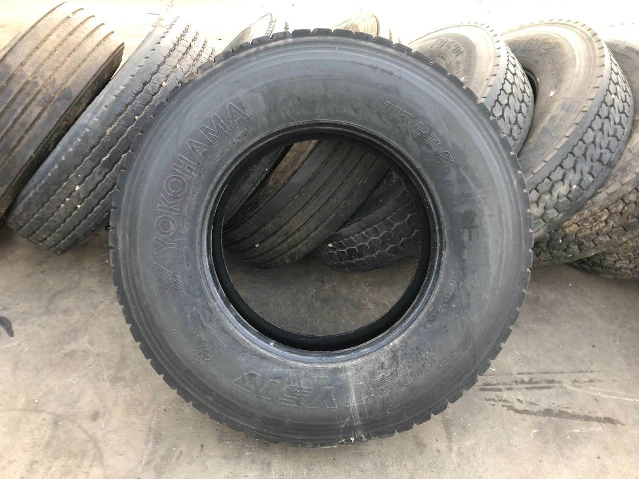 1999 International 4900 Tire For Sale Sioux Falls, SD 25523672
