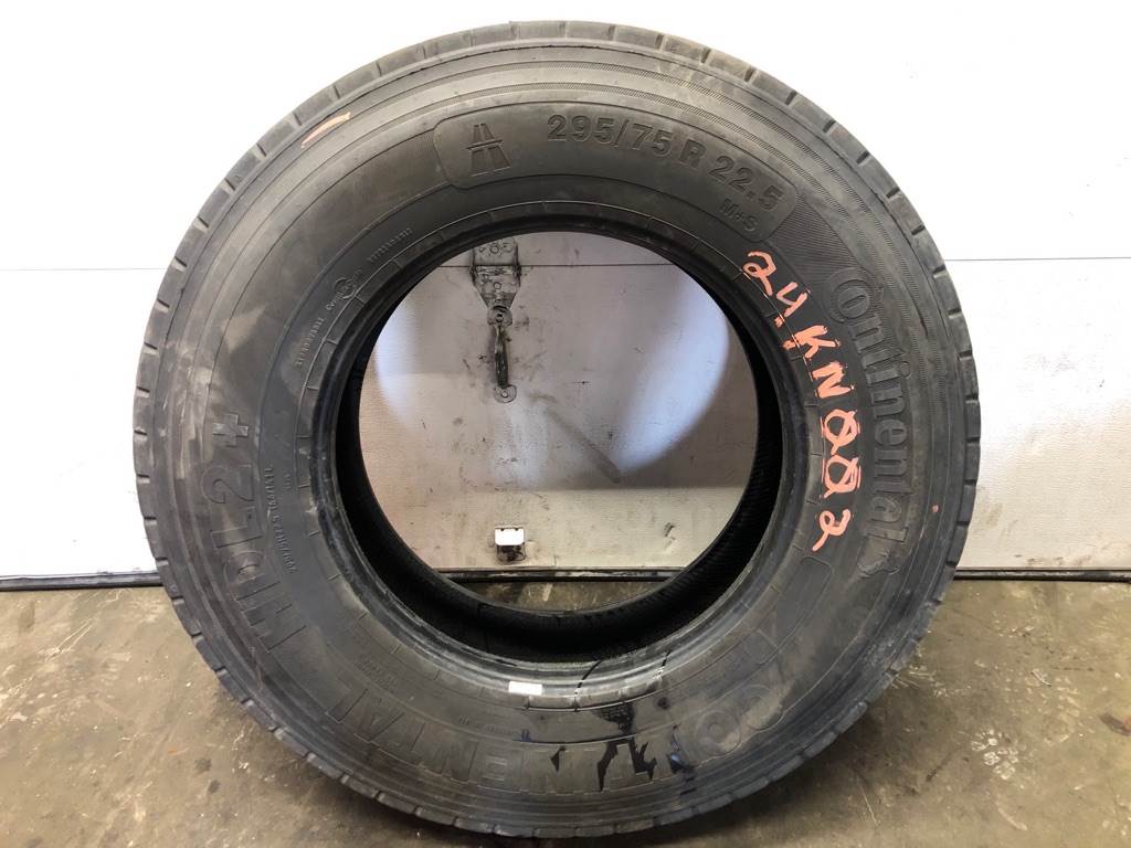 2024 Kenworth T680 Tire For Sale Council Bluffs, IA 25620964