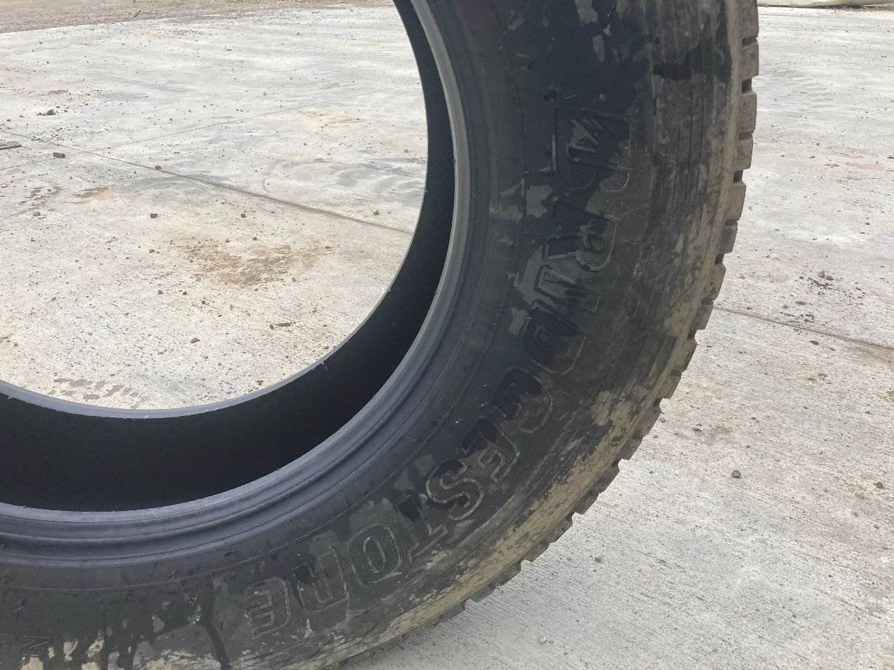 2017 Volvo VNL Tire For Sale Spencer, IA 25479538