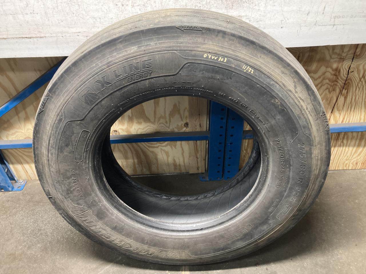 2007 Volvo VNL Tire For Sale Council Bluffs, IA 25564468