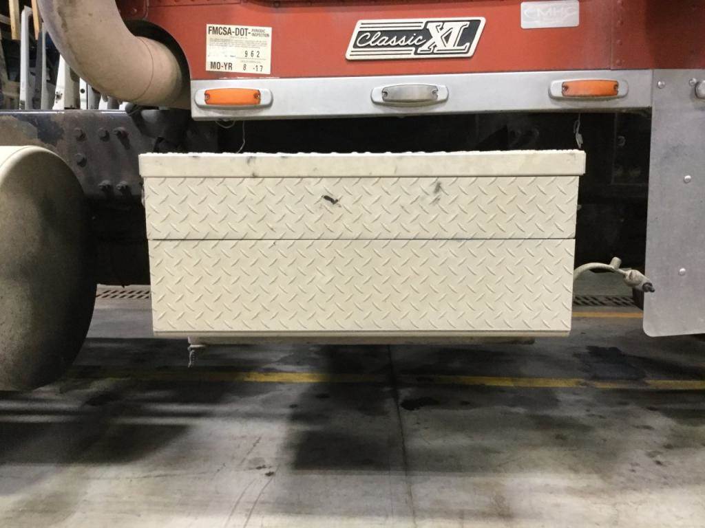 2000 Freightliner Classic Xl Tool Box For Sale Sioux Falls, Sd Old Fuse Box Fld132 Fuse Box
