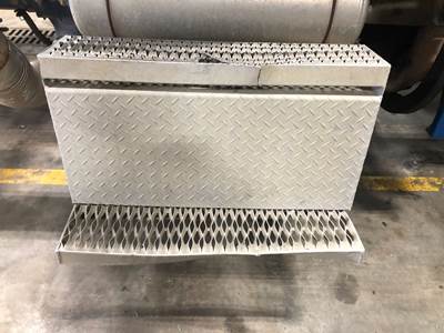 Peterbilt 378 Tool Box