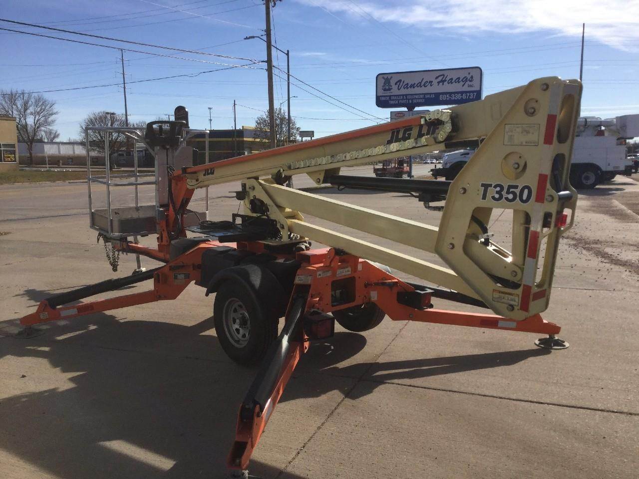2017 JLG T350 Towable Boom Lift For Sale, 190 Hours Sioux Falls, SD