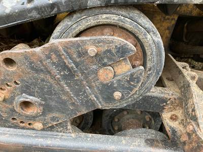 Caterpillar 277 Track Tensioner / Adjuster