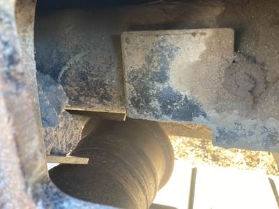 Caterpillar 325L Track Tensioner / Adjuster