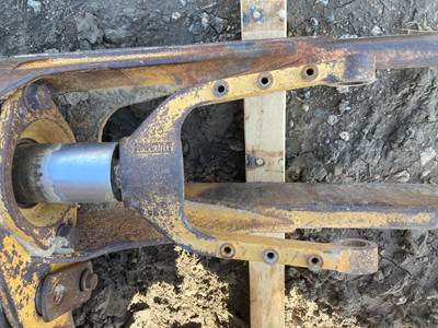 Caterpillar 953C Track Tensioner / Adjuster