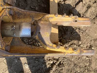 Caterpillar 953C Track Tensioner / Adjuster