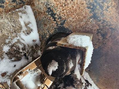 John Deere 270D LC Track Tensioner / Adjuster for a John Deere 270D