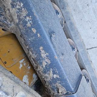 John Deere 323D Track Tensioner / Adjuster