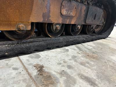 John Deere 323E Track Tensioner / Adjuster