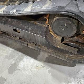 John Deere CT322 Track Tensioner / Adjuster