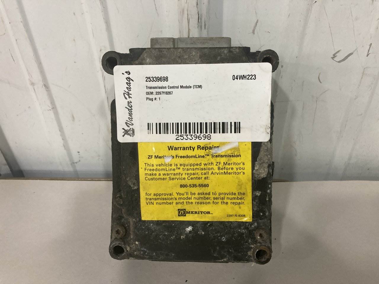 2004 Aisin Seiki Transmission Control Module (TCM) for a Freightliner