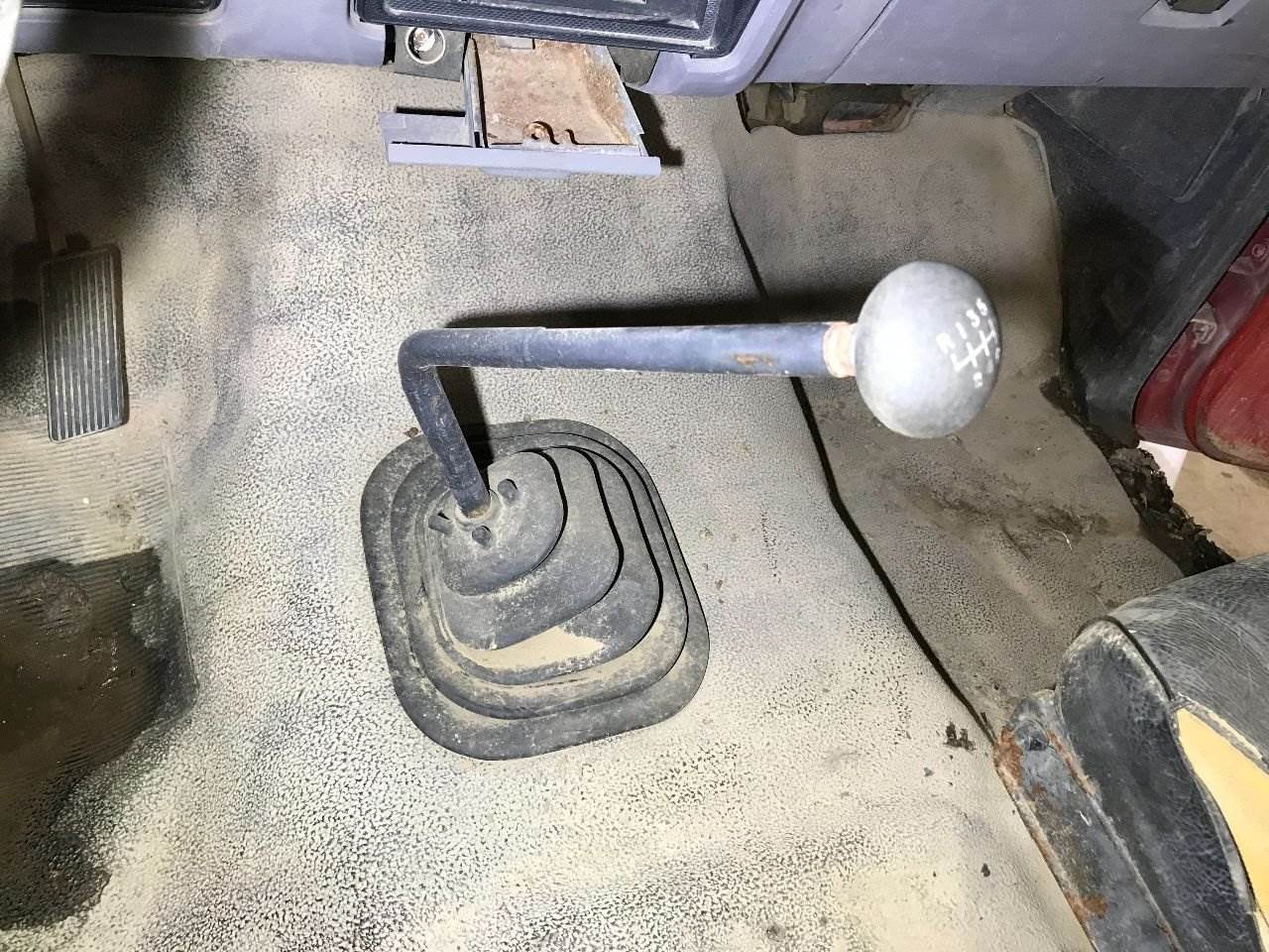 1996 Eaton FS6406A Transmission Shift Lever for a Ford F700 For Sale