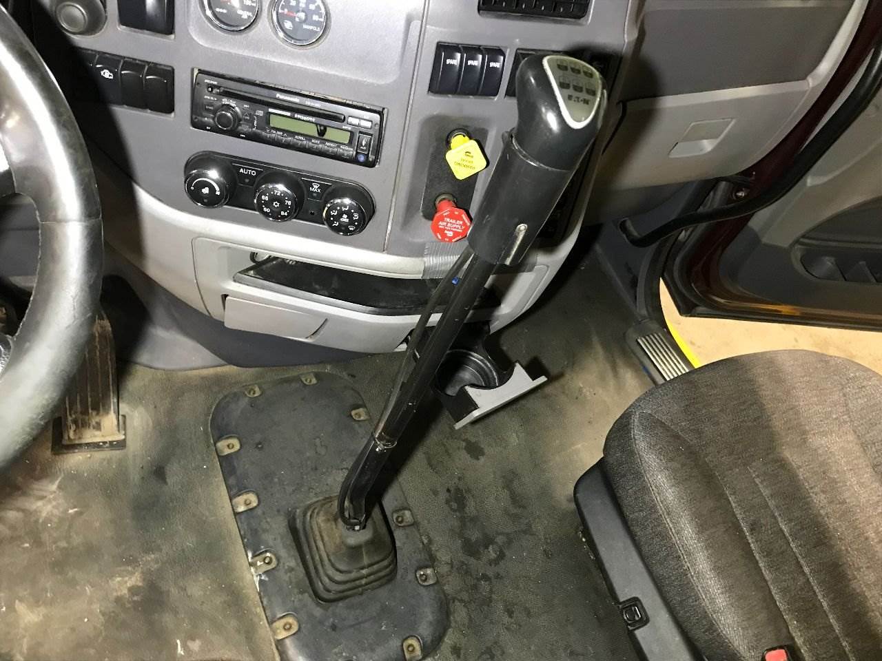 2015 Fuller FRO16210C Transmission Shift Lever for a Peterbilt 579 For