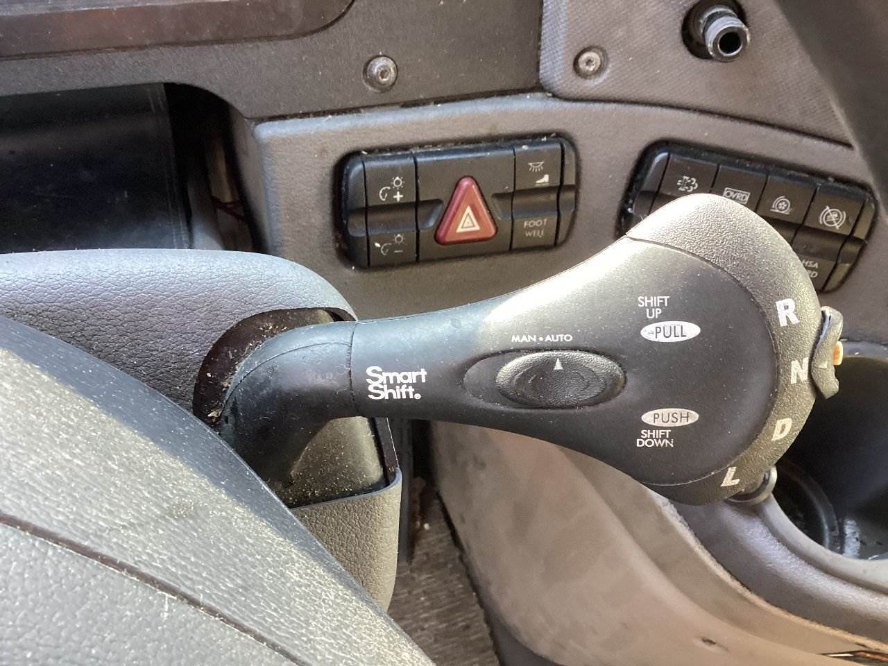 2012 Fuller FO16E310CLAS Transmission Shifter for a Freightliner