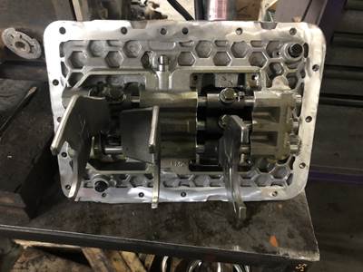 Fuller FAO14810C-EA3 Transmission for a Kenworth T880