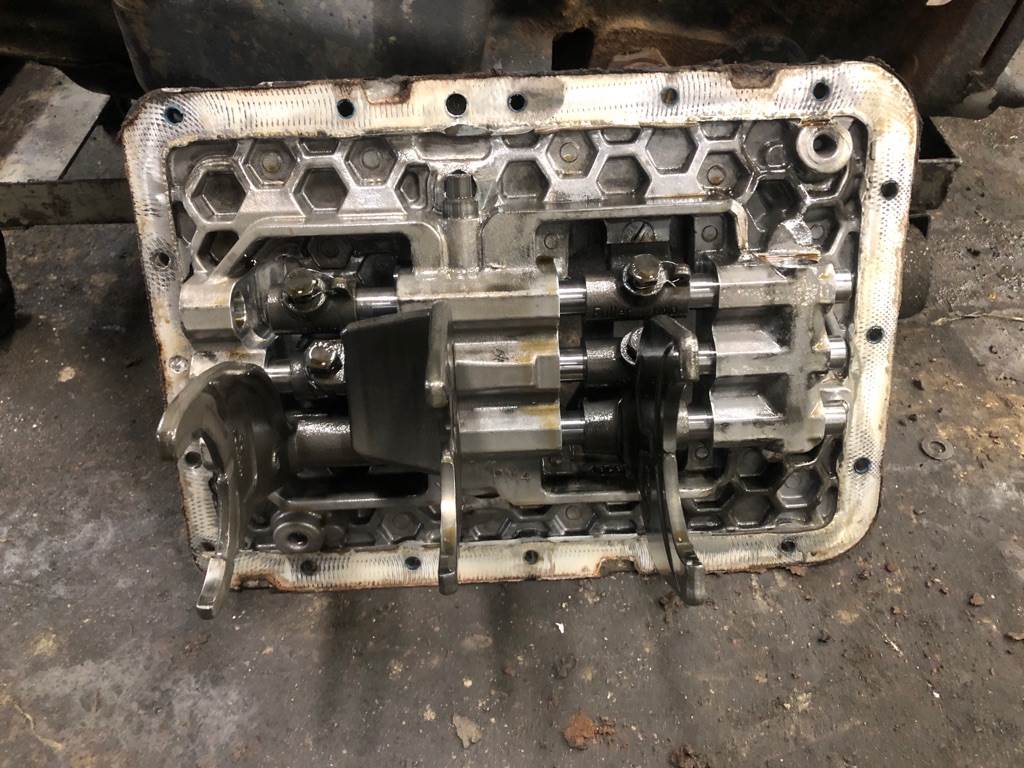 2019 Fuller FAO16810C Transmission for a Kenworth T880 For Sale