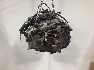 Fuller FAOM14810S-EC3 Transmission for a Volvo VNL