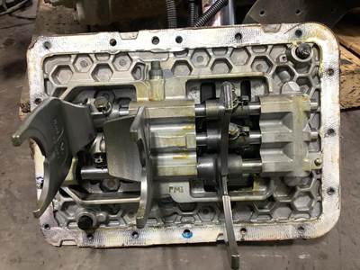 Fuller FAOM15810S-EC3 Transmission for a International Prostar