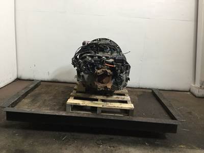 Fuller FAOM15810S-EP3 Transmission for a Kenworth T680
