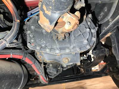 Fuller FAOM15810S-EP3 Transmission for a Kenworth T680