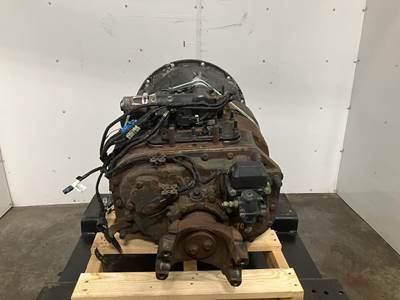 Fuller FM15E310B-LAS Transmission for a Kenworth T680