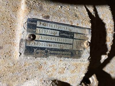 Fuller FO16E310C-LAS Transmission for a Kenworth T660