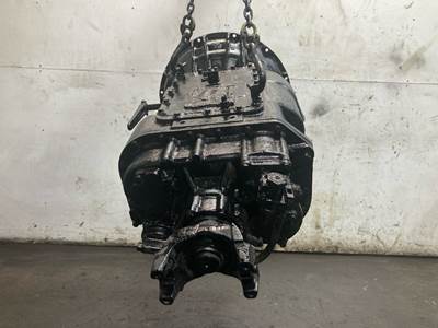 Fuller FRO16210C Transmission for a Kenworth T2000