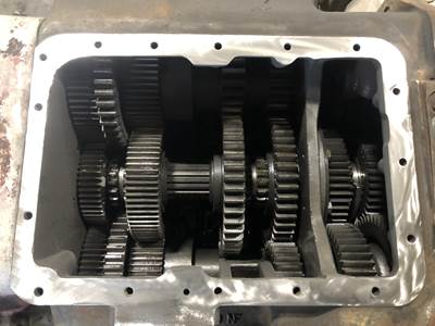 Fuller RTLO16610B Transmission for a Freightliner FLD120