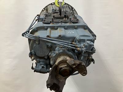 Fuller RTLO18918B Transmission for a Peterbilt 579