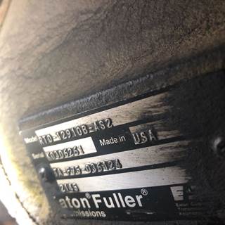 Fuller RTO12910B-AS2 Transmission for a International 8500