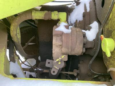 International 515 Transmission