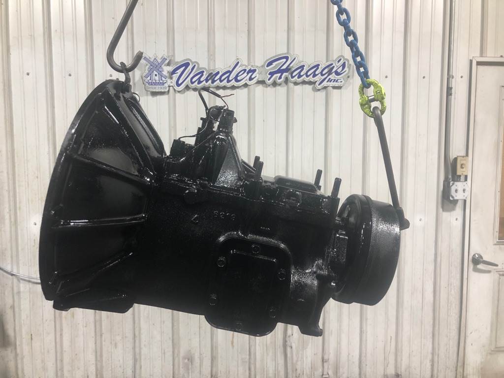 1986 Isuzu Transmission for a Isuzu NPR For Sale Des Moines, IA NO