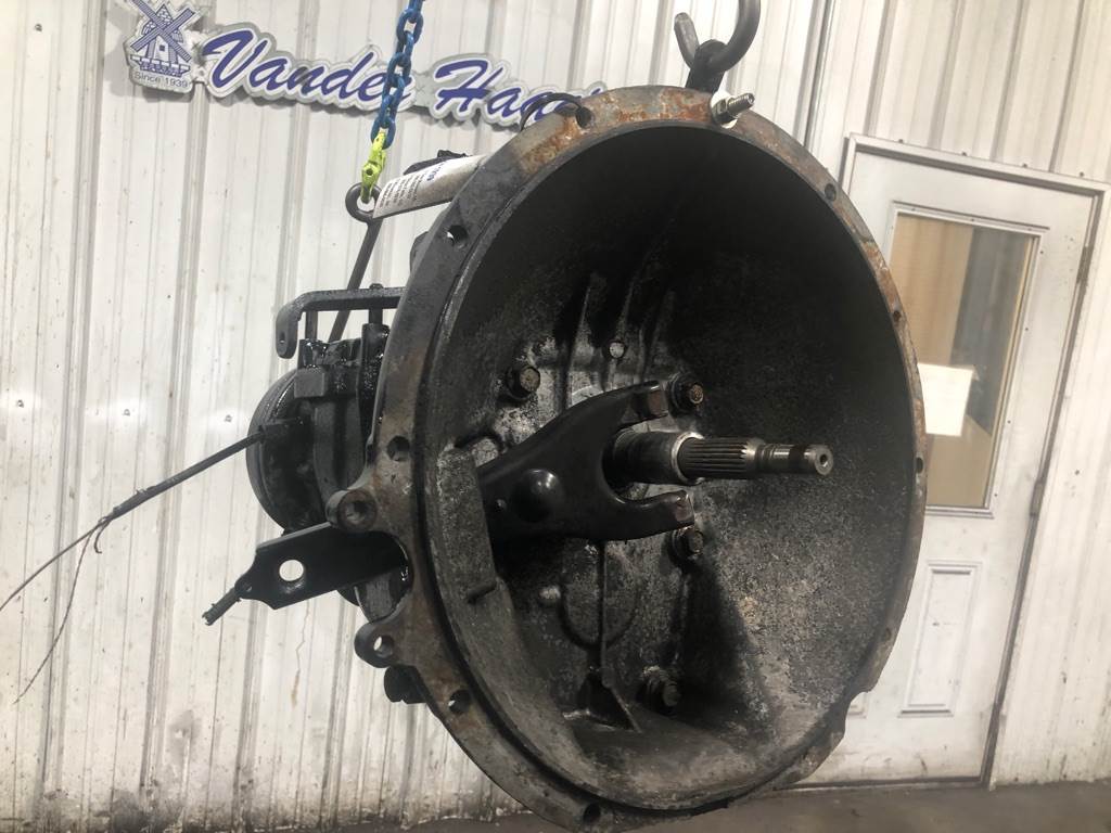 1986 Isuzu Transmission for a Isuzu NPR For Sale Des Moines, IA NO