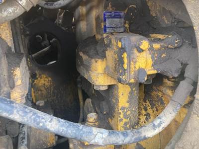 John Deere 850B LGP Transmission
