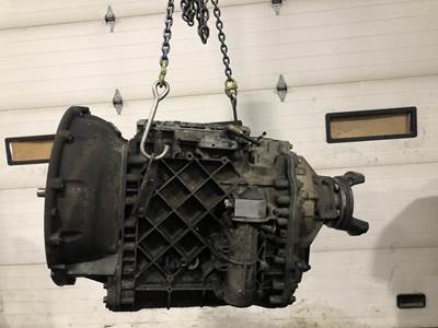 2014 Volvo ATO2612D Transmission for a Volvo VNL For Sale Sioux Falls