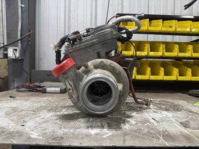 Cummins ISX15 Turbocharger / Supercharger for a Peterbilt 567