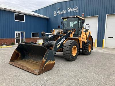 Hyundai HL955AXT Wheel Loader