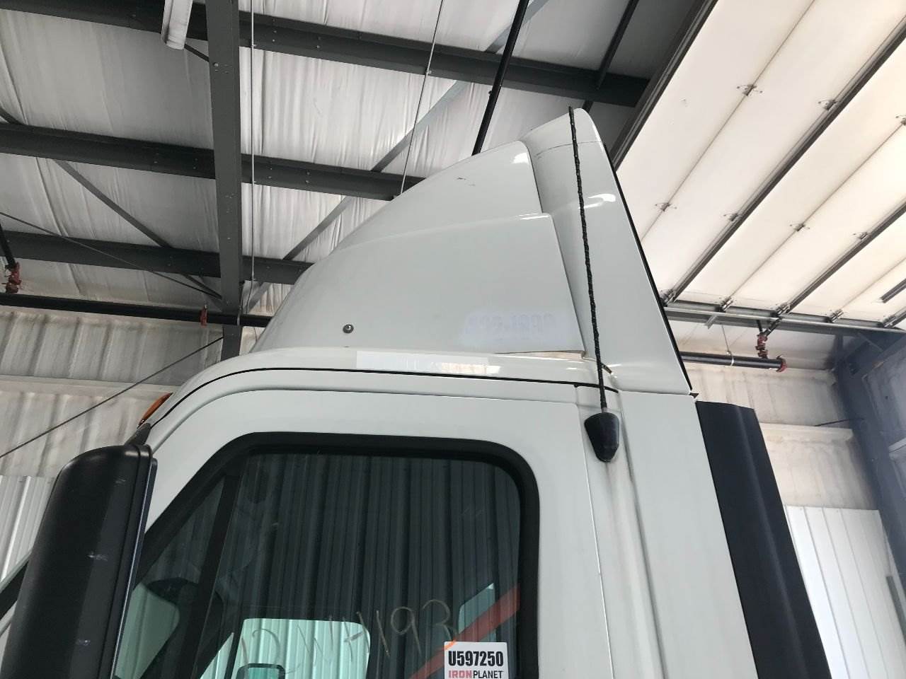 2012 Freightliner Cascadia Wind Deflector For Sale Winimac, IN