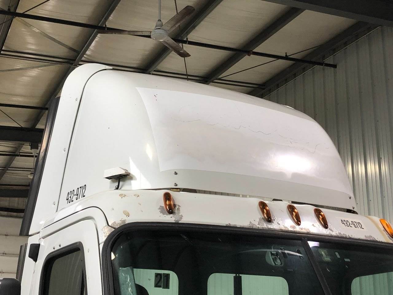 2010 Freightliner Cascadia Wind Deflector For Sale Winimac, IN