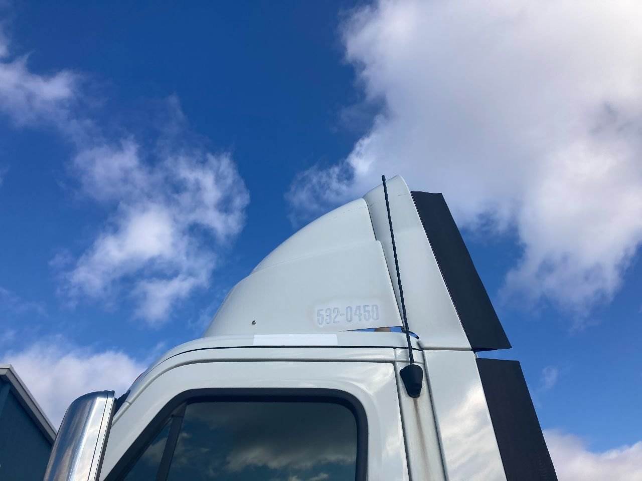 2011 Freightliner Cascadia Wind Deflector For Sale Kansas City, MO