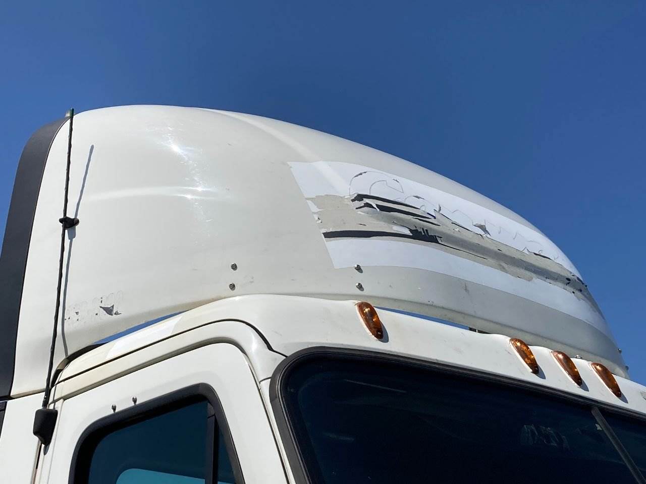 2014 Freightliner Cascadia Wind Deflector For Sale Spencer, IA