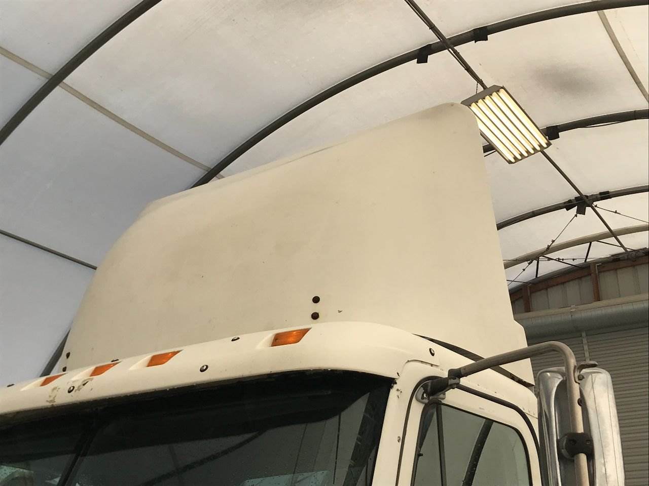 2004 Freightliner Columbia 120 Wind Deflector For Sale Council Bluffs
