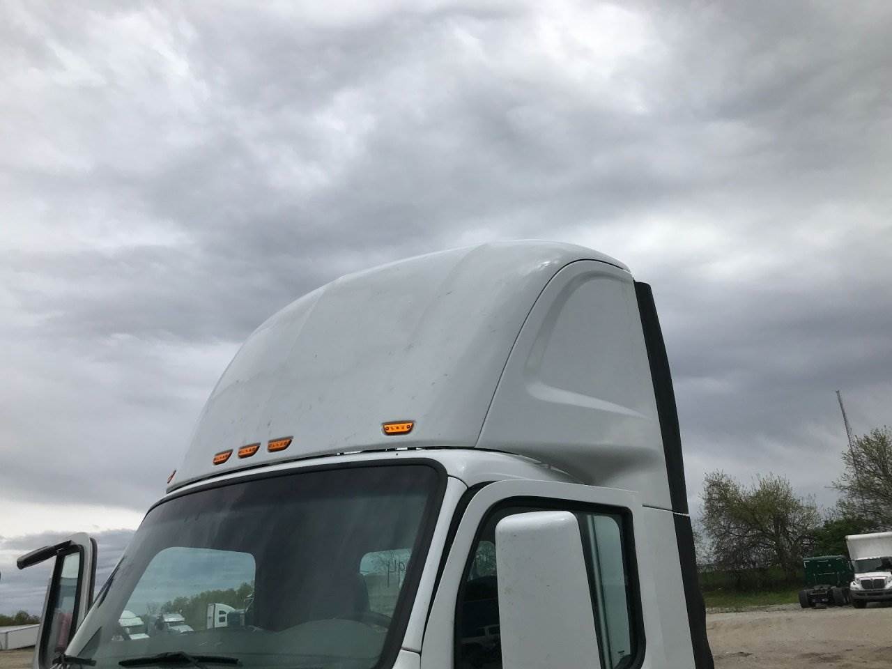 2015 Peterbilt 579 Wind Deflector For Sale Des Moines, IA 25651501