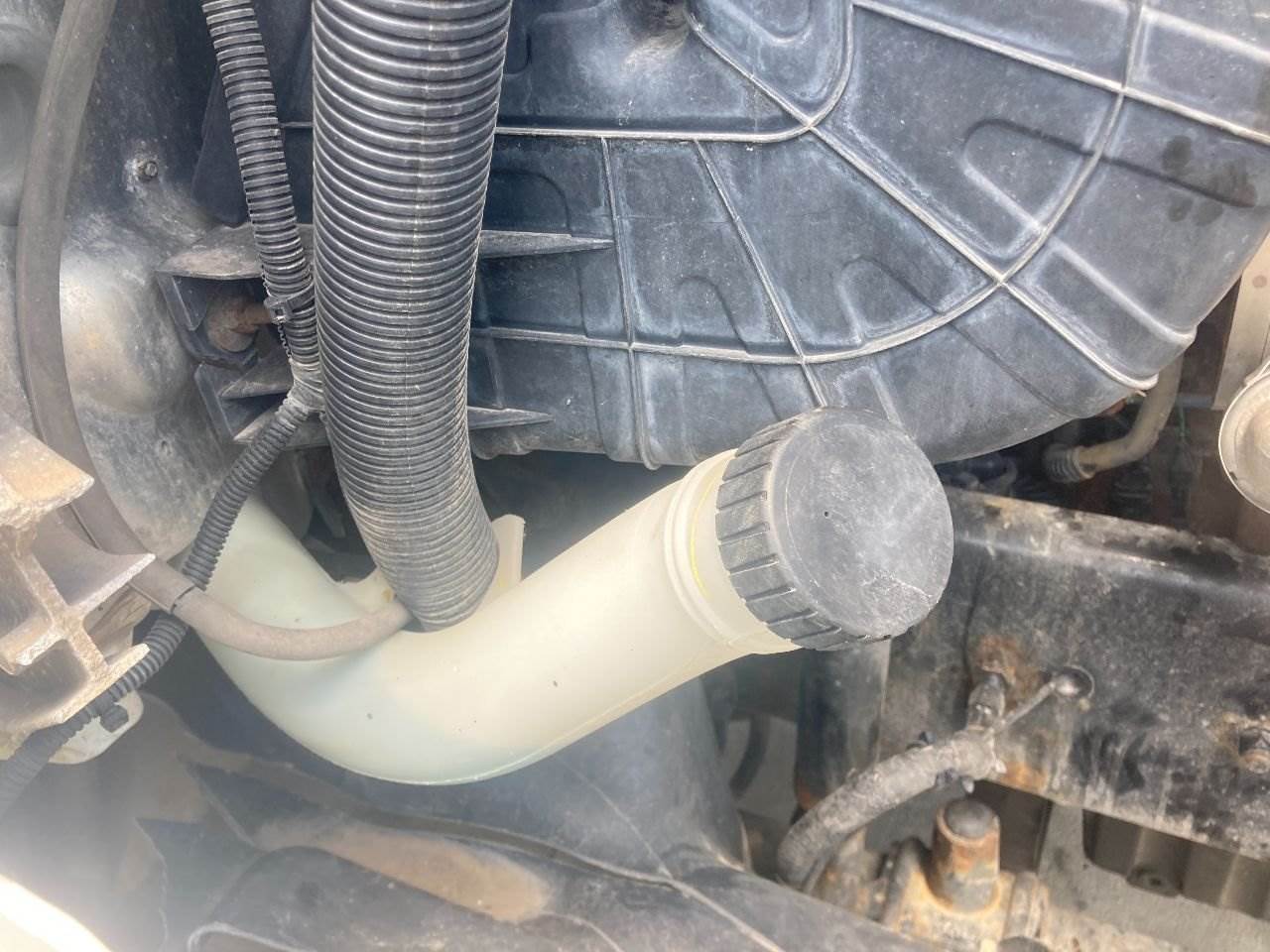 2015 Freightliner Cascadia Windshield Washer Reservoir For Sale