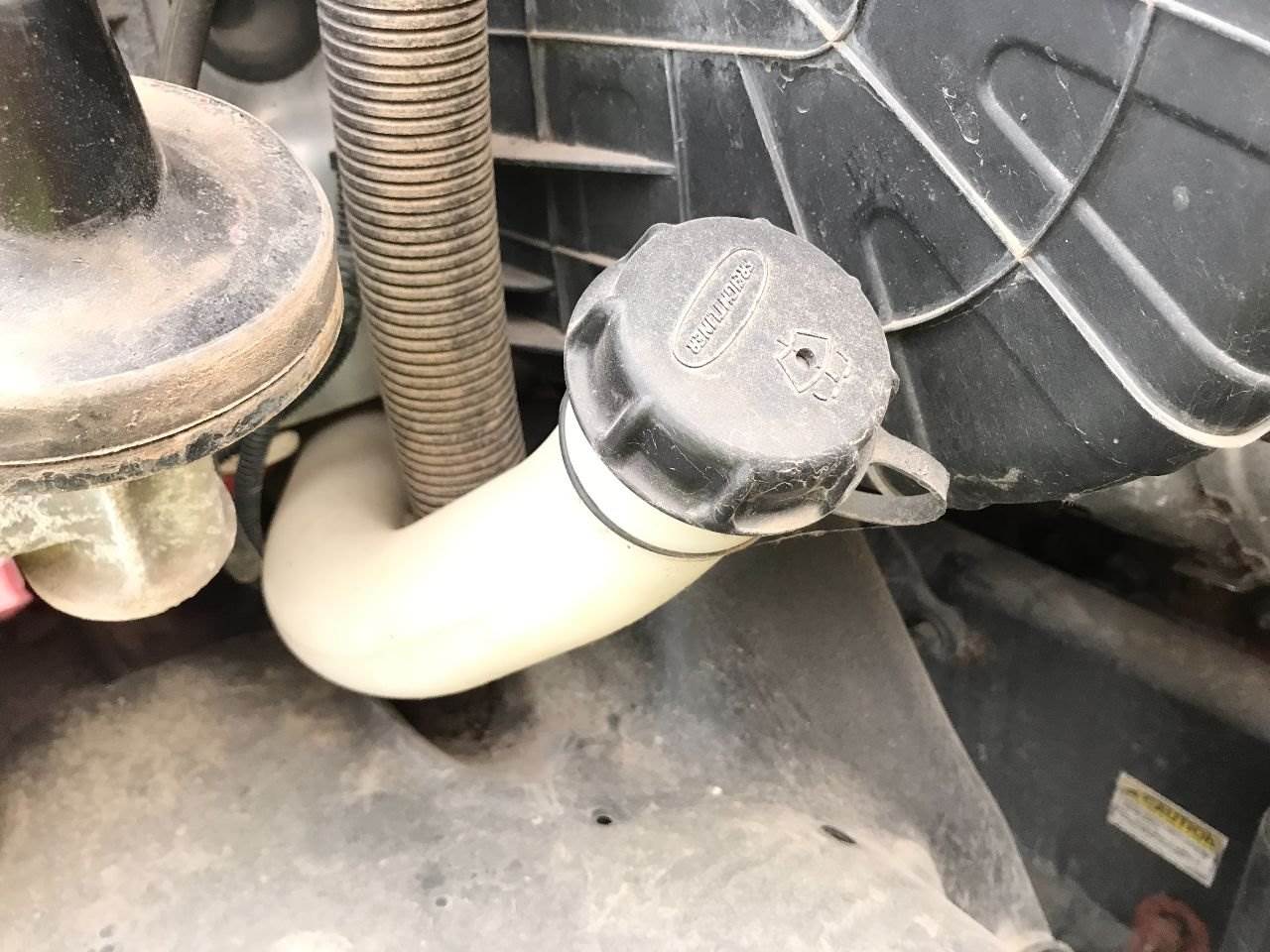 2013 Freightliner Cascadia Windshield Washer Reservoir For Sale