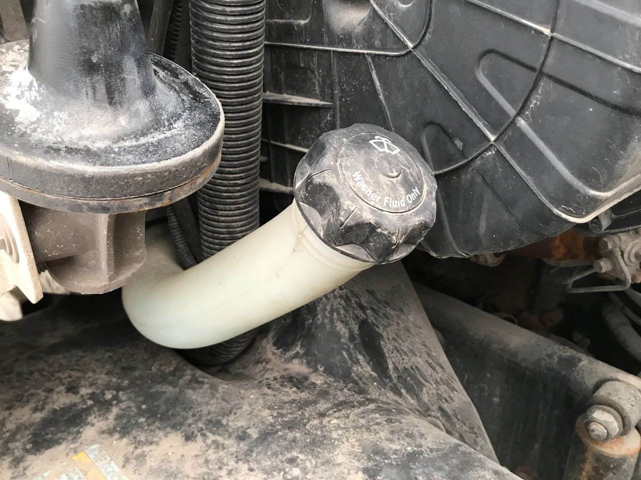 2015 Freightliner Cascadia Windshield Washer Reservoir For Sale