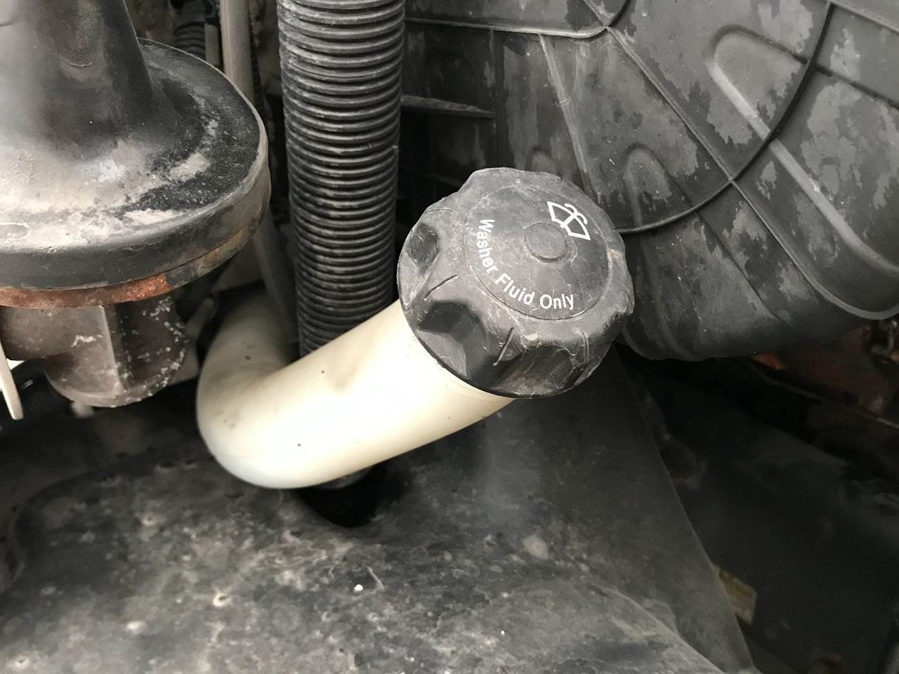 2013 Freightliner Cascadia Windshield Washer Reservoir For Sale